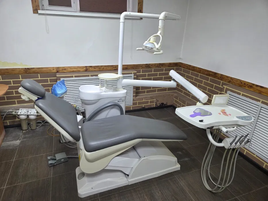 Стоматологическое кресло